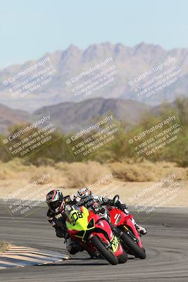 media/Nov-16-2025-Race Pace (Sun) [[8c5fa54630]]/Non Verified Riders (1st 20 Minutes)/2-Turn 10 (1010am)/